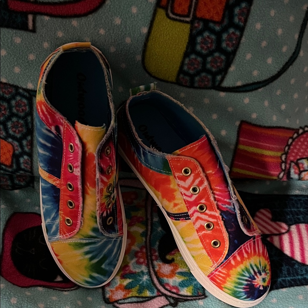 Outwoods Multicolor Tie-Dye Sneakers